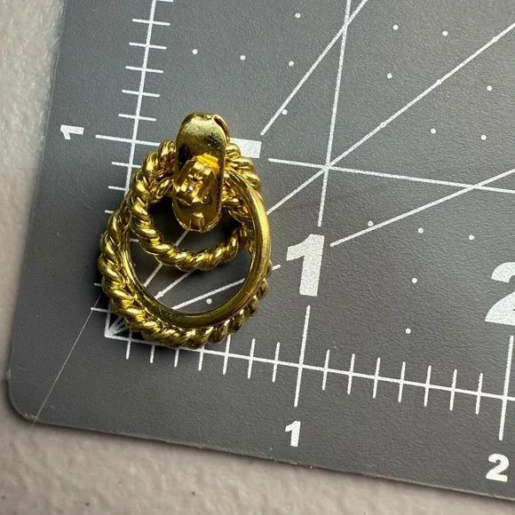 Vintage Gold Tone Hoop Rope Twist Dangle Earrings Signed OS 964 - Picture 7 of 7